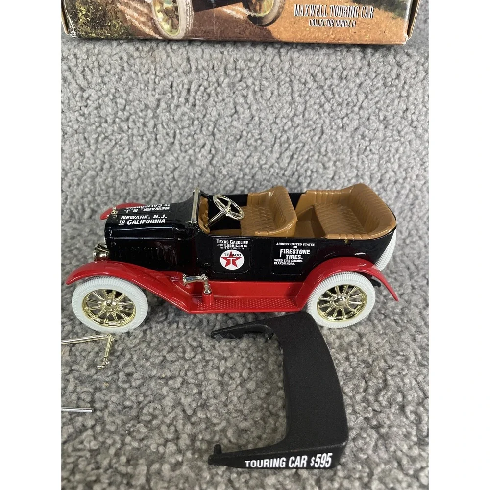 1917 Maxwell‎ Touring Car (Vintage Texaco, ERTL)